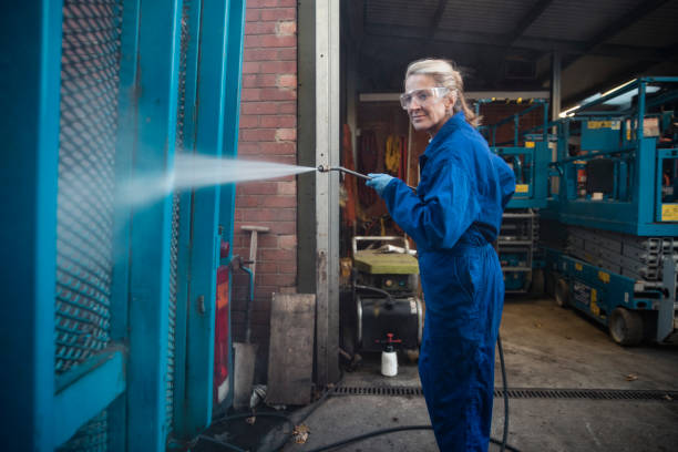 Garage Pressure Washing in Northlake, IL